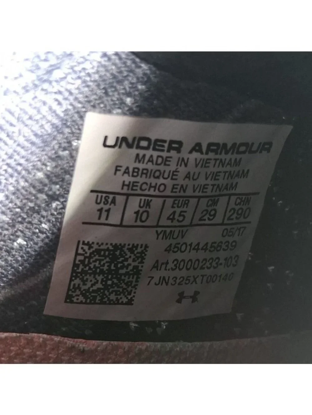 Under Armour men slip